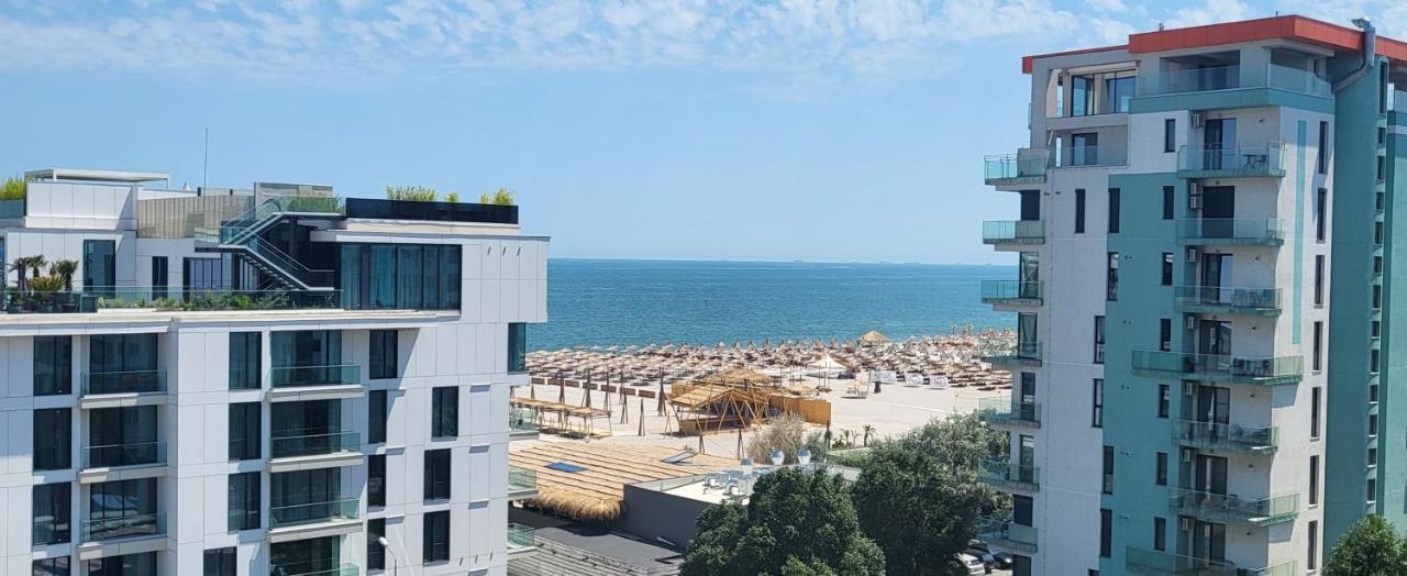 Luna Rossa Sumerland Mamaia Luaran gambar