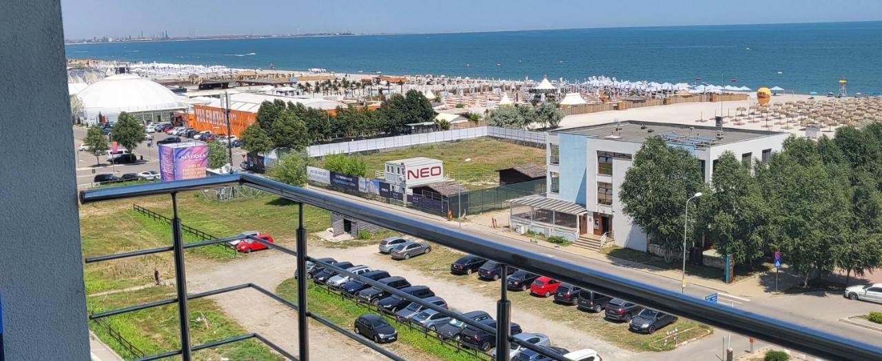 Luna Rossa Sumerland Mamaia Luaran gambar