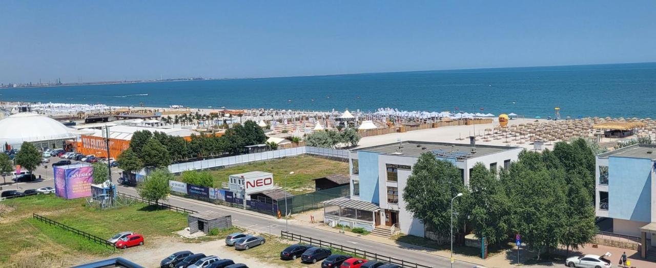 Luna Rossa Sumerland Mamaia Luaran gambar