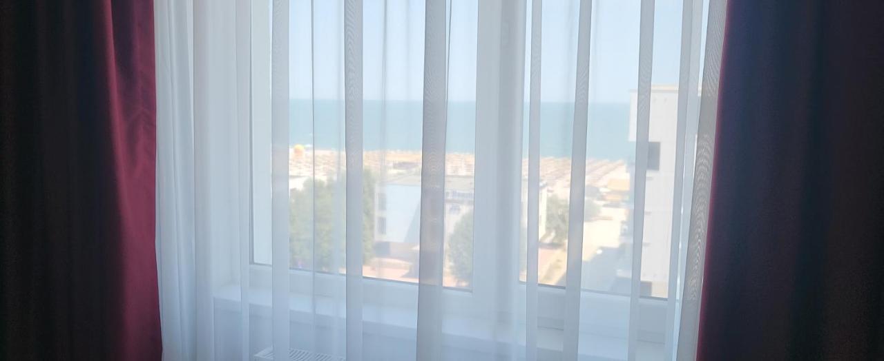 Luna Rossa Sumerland Mamaia Luaran gambar